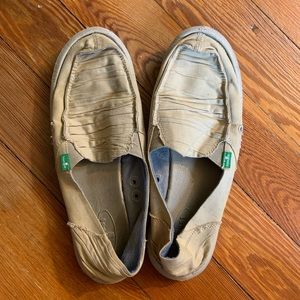 Sanuk Sidewalk Surfers